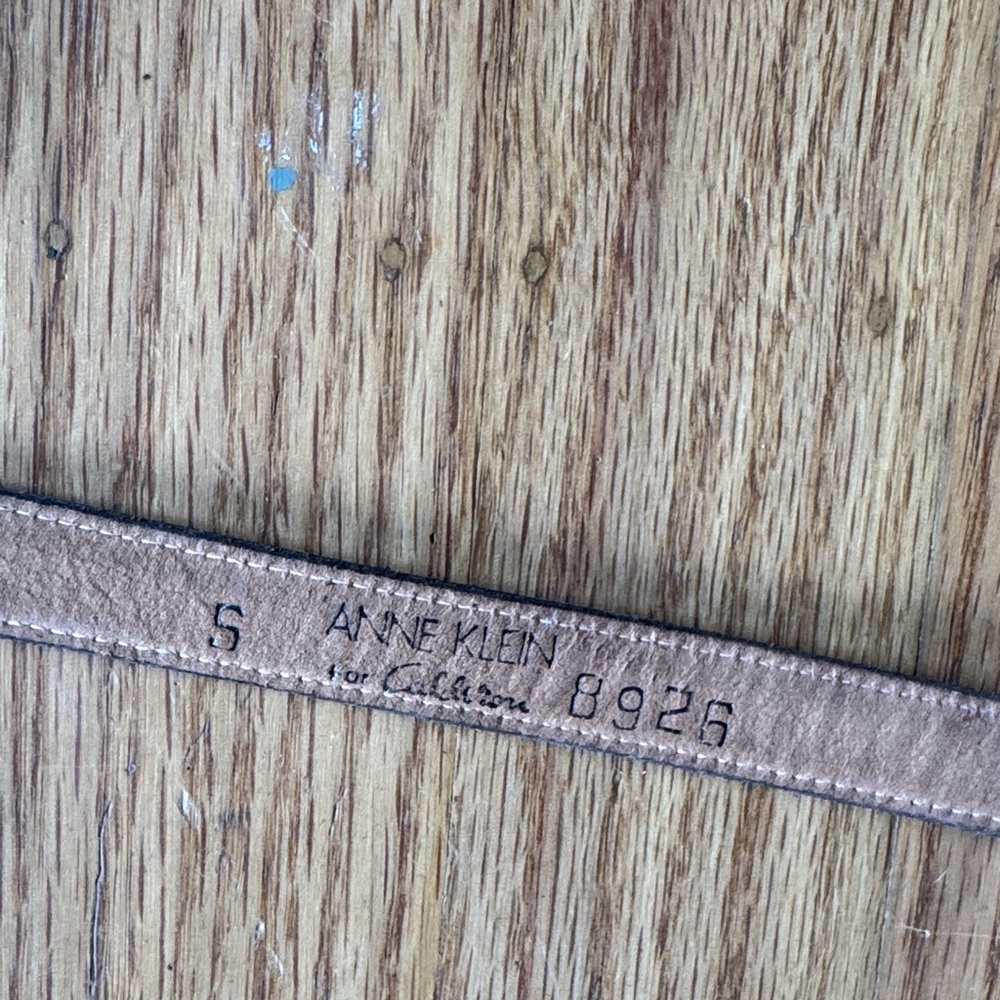 Bundle of Vintage Woven and Leather Belts - Picture 3 of 9